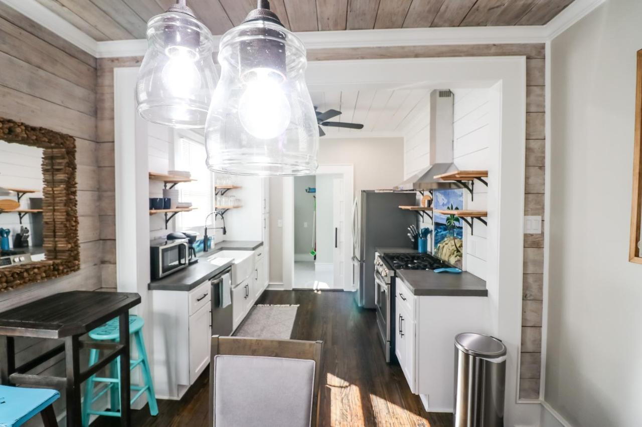 Dog-Friendly Stylish Super Cozy Home Fabulous Patio And Perfect Location Galveston Exterior foto